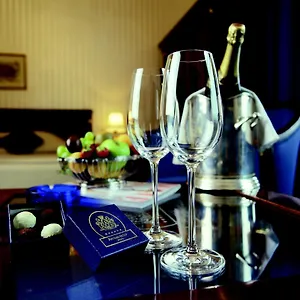 https://ambassador.vienna-besthotels.com